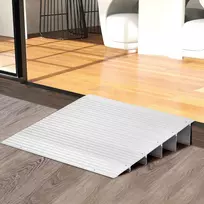 Užvažiavimo rampa 86,5x66,5x13cm., sidabrinės spalvos