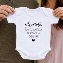 Smėlinukas „Močiute, tavo anūkų komanda didėja“