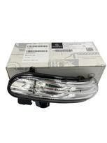 Šoninio veidrodėlio posūkio signalo lemputė Mercedes-Benz A171820032164, 1 vnt.