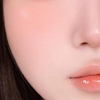 [lilybyred] Luv Beam Skruostų balzamas 3,5 g 01 Pure Coral