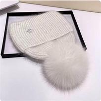 Tikras lapės kailio beanie su Pom Pom šilta žiemine kepurėle merginoms Natūrali pompom kepurė lauko SKI megzta stora kepurė balta