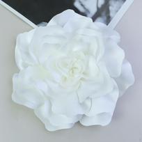 Gėlės Sagė Smeigtukas Boutonniere Klasikinė Skersmuo 20cm su Segtuku Dekoratyvinis Apyrankė ant Krūtinės Atlapas balta