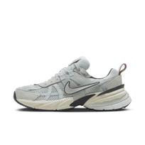 Nike V2K Run Light Pumice Moteriški kedai pilkšvai rudos spalvos FN6703-003 36