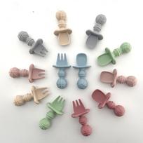 Nerūdijančio plieno padalinta vaikiška lėkštė su silikoniniu siurbtuku ir neslystančia šilumos izoliacija Children's Stainless Steel Tableware