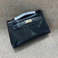 2025 Naujas BOX Karvės odos Antros kartos Mini krepšys Moteriškas Odos tekstūros Prancūziškas Crossbody Rankinė Length 22cm x Thickness 7cm x Height 14cm