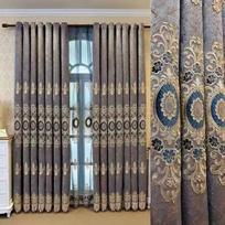 Kinijos europietiško stiliaus atmosferinio stiliaus siuvinėtos tamsios užuolaidos svetainės miegamojo darbo langų užuolaidos W150*H270cm*2pcs tamsiai mėlyna spalva