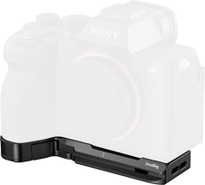 SmallRig 6033 Baseplate with AirTag Slot for Sony Alpha 7 V / 7R V / 7 IV