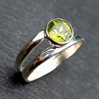 Tvirtas 925 sidabro žiedas, žiedas iš brangakmenių peridot, dizainerio sukurtas žiedas, rankų darbo žiedas, žiedas su žiedais, vestuvinis žiedas, pareiškimo žiedas 6 gray