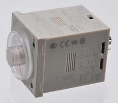 Laiko relė 100–240VAC Omron H3CRF8