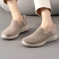 Skechers moteriški laisvalaikio įsispiriami vaikščiojimo batai 6.5