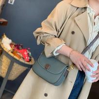 2025 Cowhide Elegant Shoulder Crossbody Bag - Women's Versatile, Lightweight Genuine Leather Square Bag