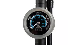 Pompa amortizatoriams ACID Race Shock 400 su manometru