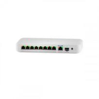 Ubiquiti Flexible, 8-port 2.5GbE PoE++ switch with a 10GbE RJ45/SFP+ combination uplink port that can be powered with | USW-Flex-2.5G-8-PoE