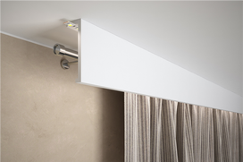 Metalinis karnizas su plastikine išpjova LED juostai LK2, baltos sp., 200 x 12 x 4 cm