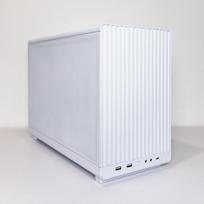 (P976) Stacionarus žaidimų-darbo kompiuteris Ryzen 5 8400F B850M WiFi 16GB DDR5 1TB NVMe SSD RX 9060 XT 16GB