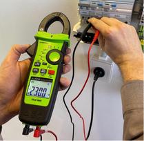 Srovės matavimo replės PV,  D37mm, TRMS, NCV, 600A AC/DC,  1500/2000V AC/DC, 600mV DC, 10kHz, 600kOm, 1000uF, -40-400C, 6000 LCD, BT, KPS