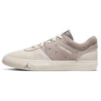 Air Jordan Series.03 ES Enigma Stone Vyriški sportbačiai Kreminės baltos spalvos su Universitetine raudona DN1856-001 42.5