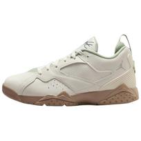 Jordan MVP 92 žemi krepšinio bateliai vyriški smėlio spalvos HQ3950-102 43
