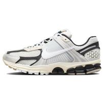 Nike Zoom Vomero 5 Supersonic Light Bone Black Sneakers casual FN7649-110 41