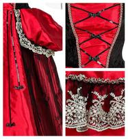 „VAMPIRESS“ (suknelė su krinolino apatiniu sijonu, kaklo papuošalu)