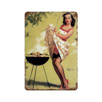 Retro skardinis ženklas Seksuali Pin-up mergina JAV Grilio Suknelė Virtuvės Baras Vintažinio stiliaus ženklas Dekoratyvus Linksmas Namų Įkvepiantys ženklai 20x30cm（7.8x11.8inch）