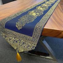 Chemin de table - TISSU THAÏLAIS - Éléphants - 23x200cm - Bleu - Pompons Dorés geltona