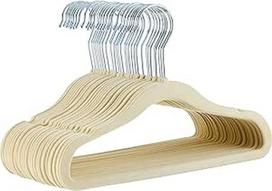 "Amazon Basics" neslystančios vaikiškų drabužių pakabos kūdikių, mažylių, vaikų drabužiams ir paltams, smėlio spalvos, 30 vnt.