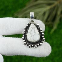 Natūralus Howlite brangakmenio pakabukas 925 svarų sterlingų sidabro Indijos papuošalas mergaitėms