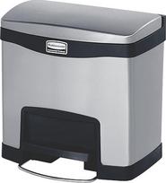 "Rubbermaid Commercial Products Slim Jim 1901982 15 litrų talpos nerūdijančio plieno šiukšliadėžė su žingsniu priekyje - juoda