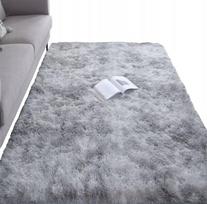 Pliušinis svetainės kilimas šviesiai pilkas 100x150 cm pūkuotas minkštas kailinis