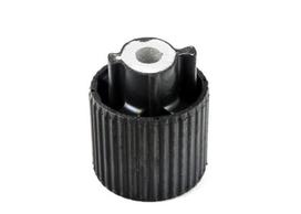 BMW F07 F11 Guminis galinis tvirtinimas originalus 33316797238