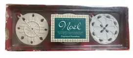 Crabtree  AND  Evelyn Set of 3, Christmas Decoration, Room Air Freshener