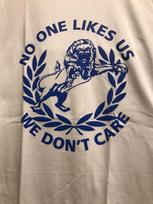 Pakartotinai spausdinti Millwall FC sirgaliaus marškinėliai „Mums niekas nepatinka, mums nerūpi!“ Originalaus dizaino Li unisex marškinėliai XL