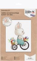 KLART „Triušis ant dviračio“ – kryželių siuvinėjimo rinkinys vaikams