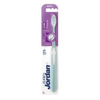 CLINIC GUM PROTECTOR SOFT, dantų šepetėlis, minkštas, su dėklu – Jordan, 1 vnt