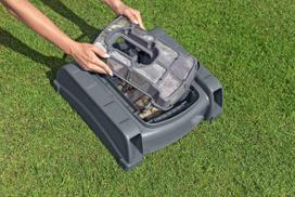 AQUATRONIX PRO G300 2-in-1 Vacuum Cleaner and Skimmer BESTWAY