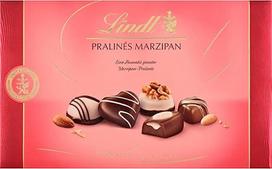 "Lindt" šokoladas, "Pralinés Marzipan" dėžutė, 125 g, 12 šokoladinių saldainių su 6 rūšių marcipanu, iš dalies su alkoholiu, šokoladinė dovana
