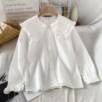 Preppy stiliaus baltas marškinis su Peter Pan apykakle moterims Pavasario Vasaros ilgomis rankovėmis Laisvi kasdieniai studentų marškinukai Kawaii marškiniai su sagomis XXXL balta