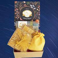 Ghasitaram dovanos Jaiccha Lohri saldainiai Gachak hampers Lohri Hamper Box Mažas Til Laddoo, žemės riešutų ir til chikki ir Revadi
