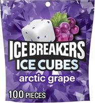 ICE BREAKERS ICE CUBES kramtomoji guma be cukraus (Arctic Grape, 8,11 uncijos)