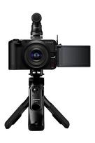 Canon EOS R50 V su RF-S 14-30 F4-6.3 IS STM PZ