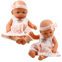 Mieganti lėlė kūdikis su rožine suknele ir lankeliu 24 cm