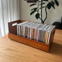 Medinė CD laikymo dėžutė Darbalaukio masyvmedžio stendas vinilo plokštelėms Albumų kolekcija Sieninis laikiklis Namų biuro dekoravimui