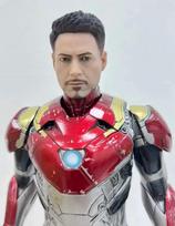 Geležinio žmogaus Tony Stark figūrėlė