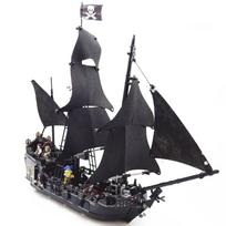 Karibų jūros piratų laivo „Juodasis perlas“ modelių rinkinys, konstruktoriai, kaladėlės, žaislai, dėžutė