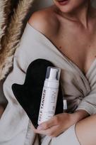 LUUV - Aksominė įdegio aplikatoriaus pirštinė – veidui ir kūnui