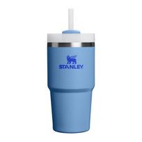 Mėlynos spalvos iš nerūdijančio plieno su šiaudeliu termosas 600 ml Quencher H2.O FlowState™ Tumbler Blue Sky – Stanley
