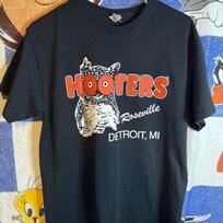 Vintažinis 90-ųjų HOOTERS Grafinis Klasikinio Stiliaus Juodas Unisex Marškinėlis Spausdintas pakartotinai KH17506 Unisex Marškinėlis L