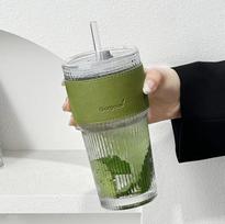 Amerikietiško stiliaus didelis stiklinis puodelis su šiaudeliu ir dangteliu - Vertikalus raštas, Idealus vasaros šaltiems gėrimams, Nemokamas pristatymas Large Vertical Pattern Straw Cup