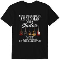 Never Underestimate An Old Man With A Guitar T-Shirt Classic T-shirt Mens WOMENS TOPS L